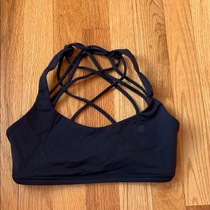 Lululemon sports bra - XS - great condition